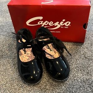 Tap shoes